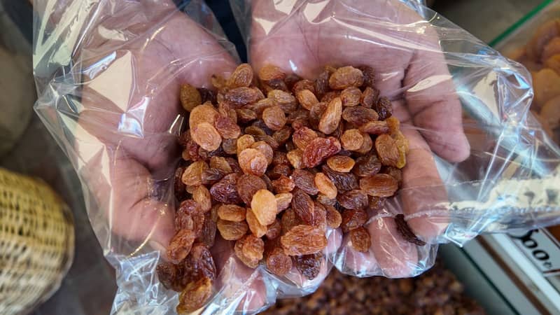 تصویر 1 از کشمش طلایی پلویی مناسب انواع غذا
